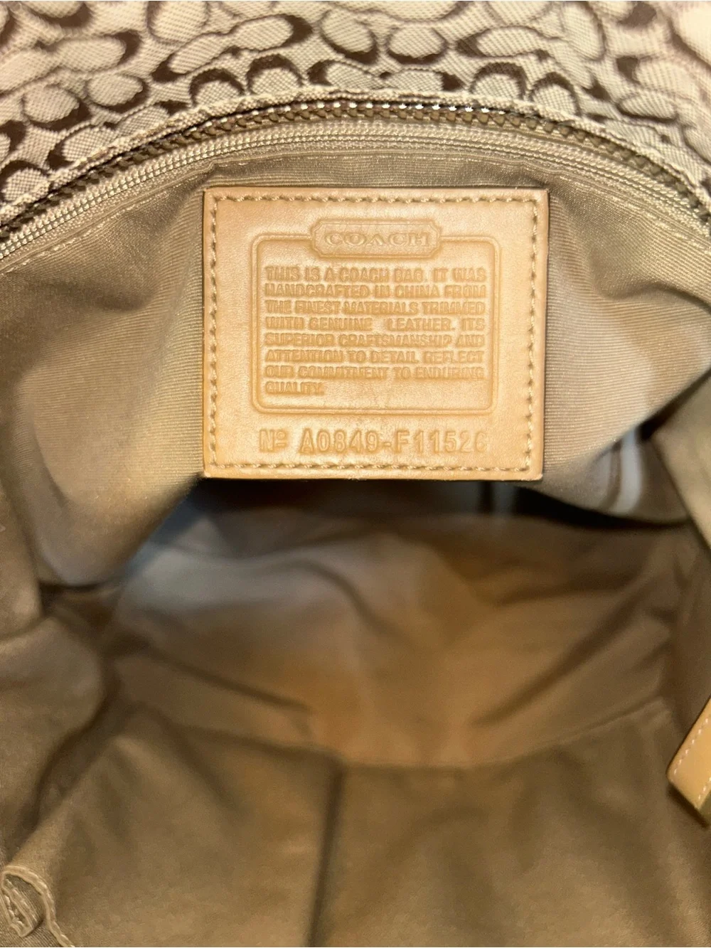Coach Signature Jacquard Leather Gallery Shoulder Tote Bag Iconic Mini Kissing C - Picture 13 of 16